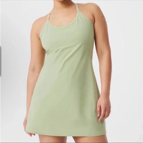 Outdoor Voices The Exercise Dress Pistachio - Picture 3 of 7